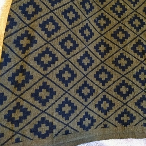 Long Sleeved Sweater Mini Dress NWOT - Picture 4 of 5